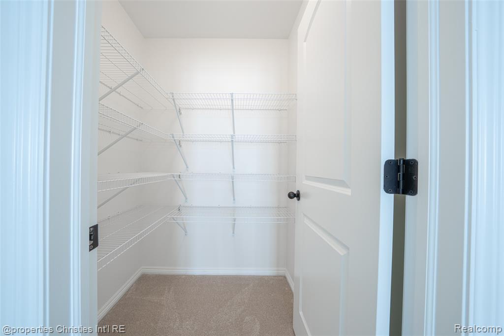 3938 Somerset Circle Rochester Hills, MI 48309 - Photo 28 of 71