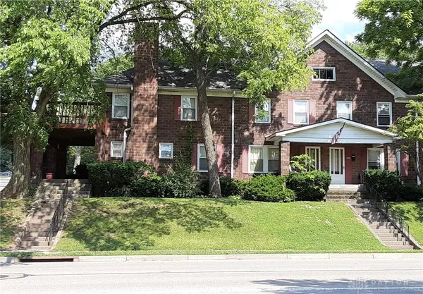 $1,000 | 2306 South Dixie Drive, Kettering, OH 45409