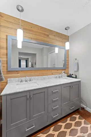 $460,000 | 1517 Shadyside Lane, St. Louis, MO 63146