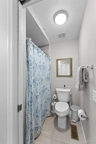 $460,000 | 1517 Shadyside Lane, St. Louis, MO 63146