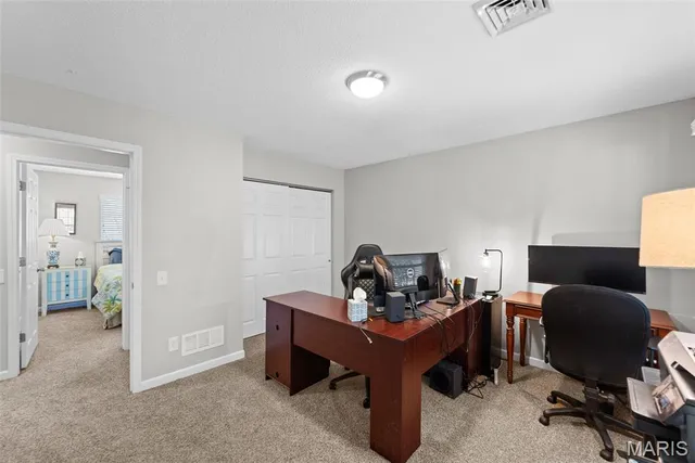 $460,000 | 1517 Shadyside Lane, St. Louis, MO 63146