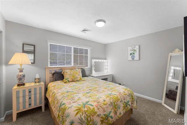 $460,000 | 1517 Shadyside Lane, St. Louis, MO 63146