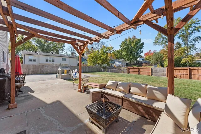 $460,000 | 1517 Shadyside Lane, St. Louis, MO 63146