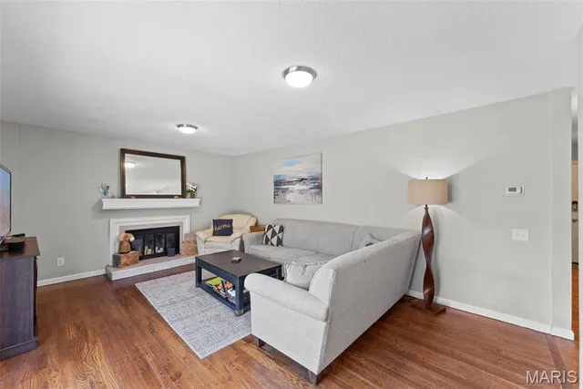 $460,000 | 1517 Shadyside Lane, St. Louis, MO 63146