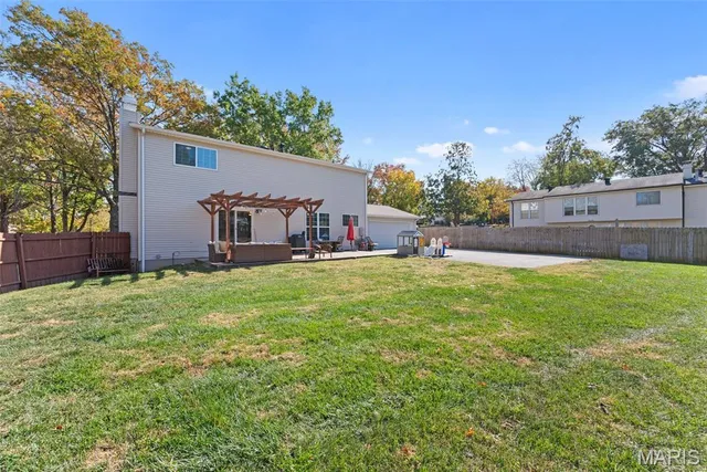 $460,000 | 1517 Shadyside Lane, St. Louis, MO 63146