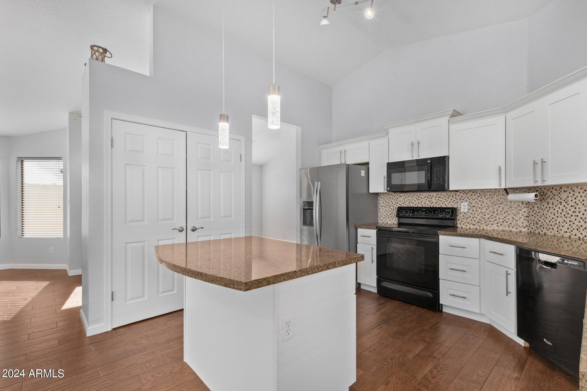 4725 East Brown Road, Unit 60 Mesa, AZ 85205 - Photo 13 of 31 17 - Brown