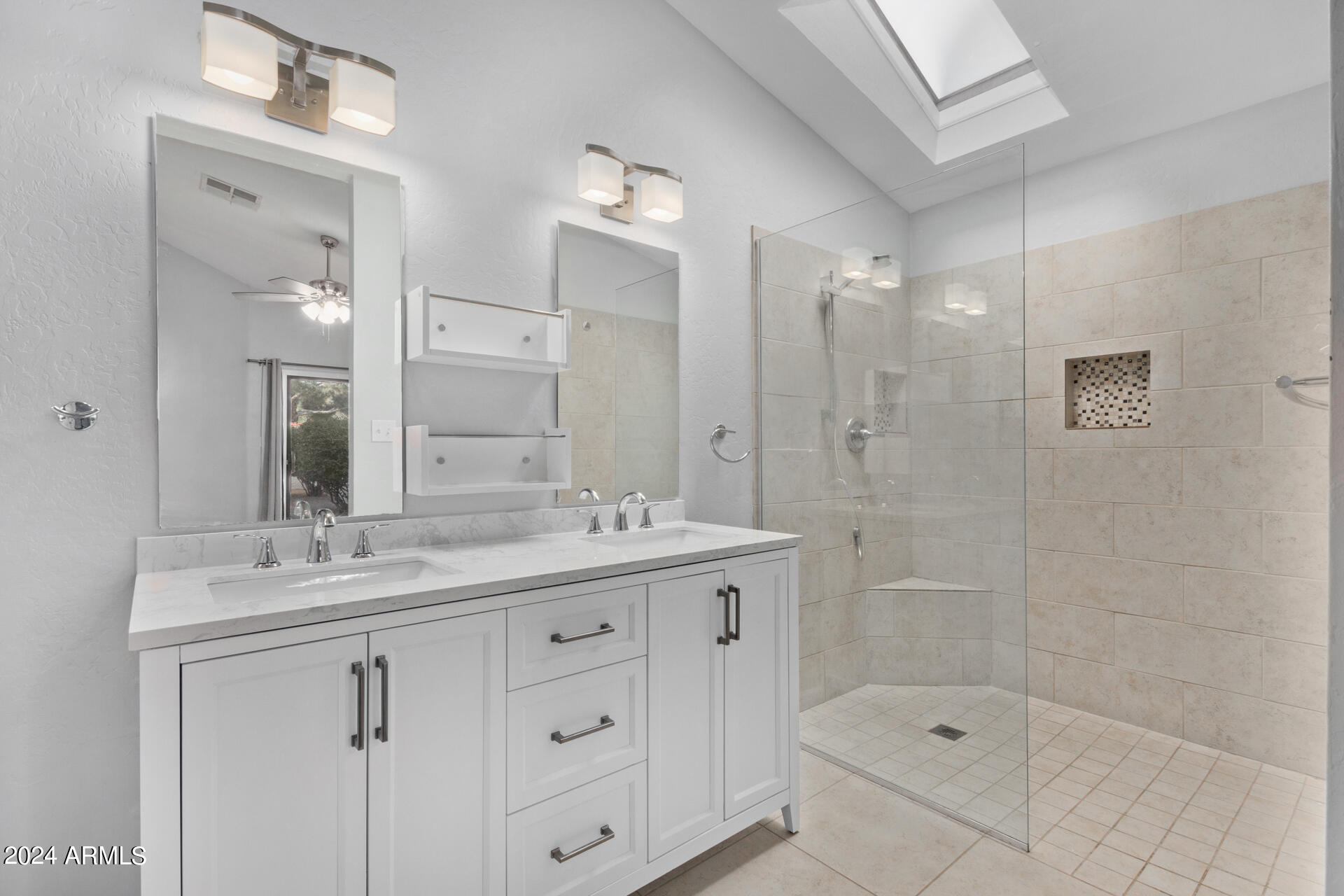 4725 East Brown Road, Unit 60 Mesa, AZ 85205 - Photo 18 of 31 23 - Brown