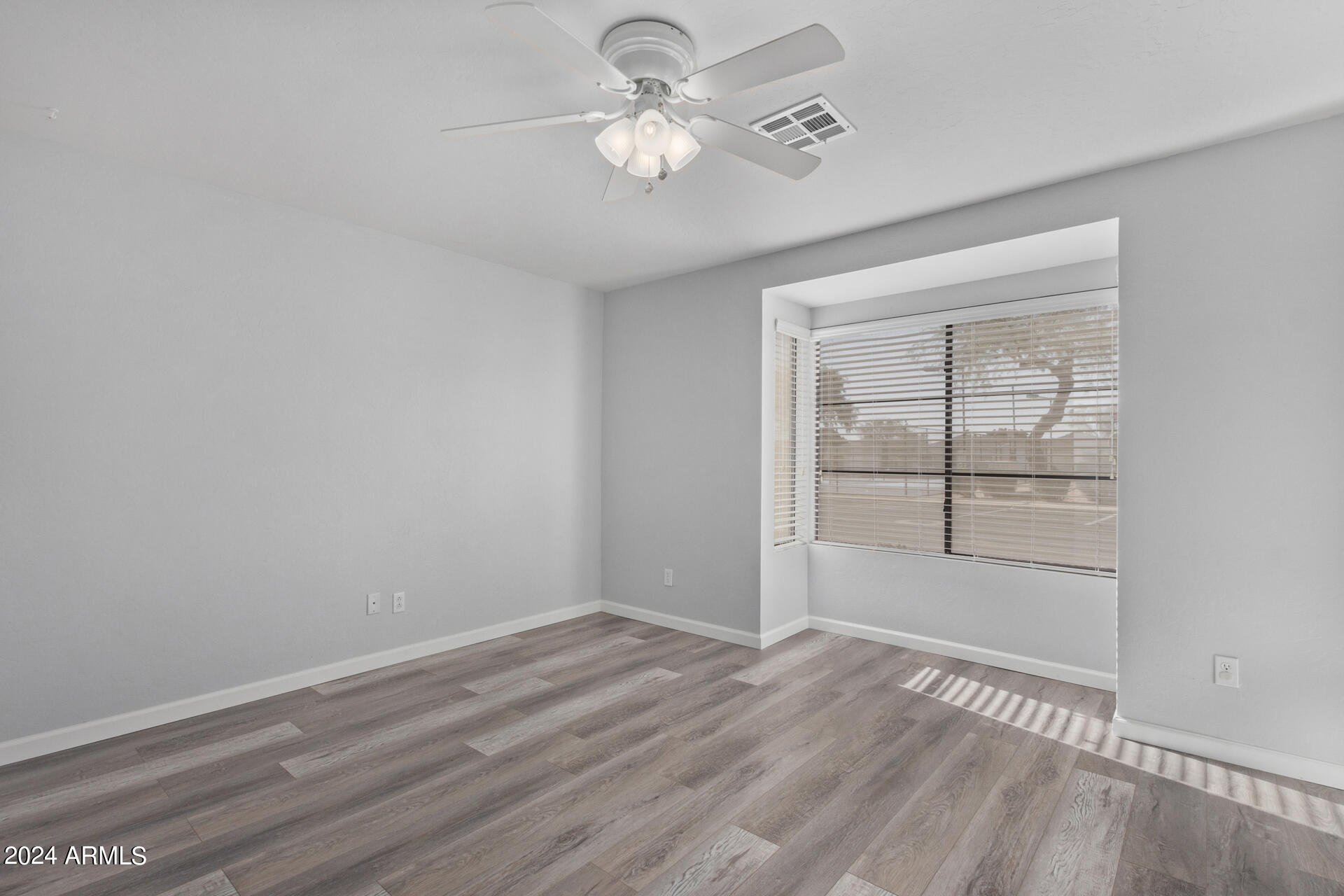 4725 East Brown Road, Unit 60 Mesa, AZ 85205 - Photo 22 of 31 27 - Brown