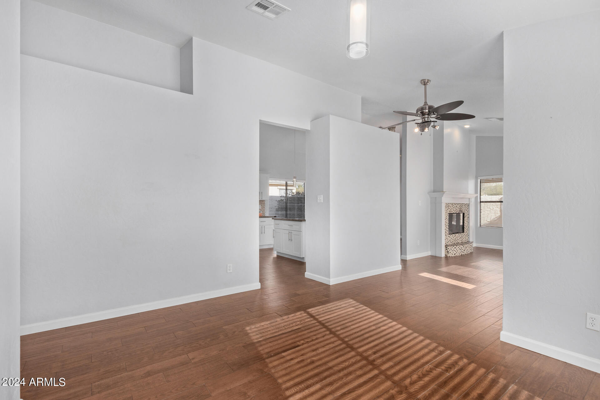 4725 East Brown Road, Unit 60 Mesa, AZ 85205 - Photo 8 of 31 11 - Brown
