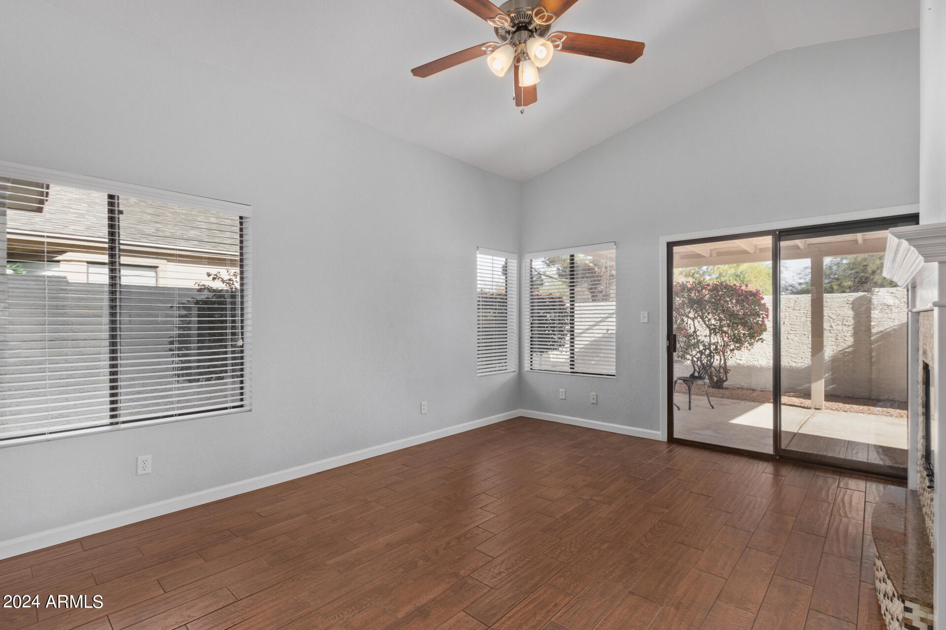 4725 East Brown Road, Unit 60 Mesa, AZ 85205 - Photo 9 of 31 12 - Brown