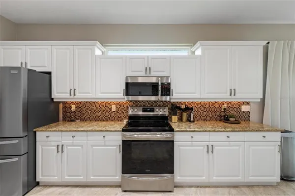 $4,500 | 4360 Iola Drive, Sarasota, FL 34231