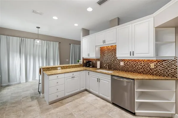 $4,500 | 4360 Iola Drive, Sarasota, FL 34231