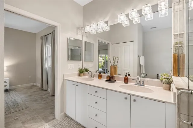 $4,500 | 4360 Iola Drive, Sarasota, FL 34231