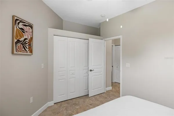 $4,500 | 4360 Iola Drive, Sarasota, FL 34231