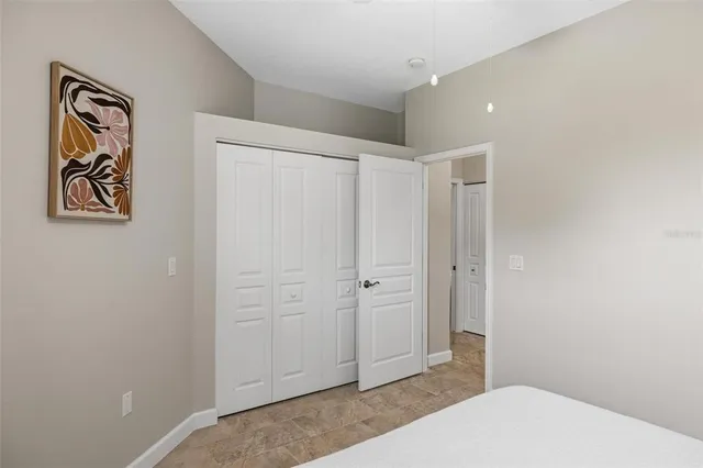 $4,500 | 4360 Iola Drive, Sarasota, FL 34231