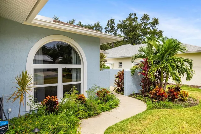 $4,500 | 4360 Iola Drive, Sarasota, FL 34231