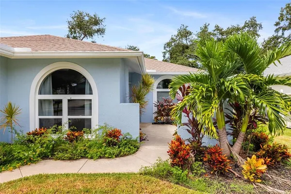 $4,500 | 4360 Iola Drive, Sarasota, FL 34231