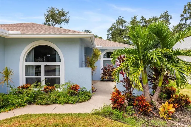 $4,500 | 4360 Iola Drive, Sarasota, FL 34231