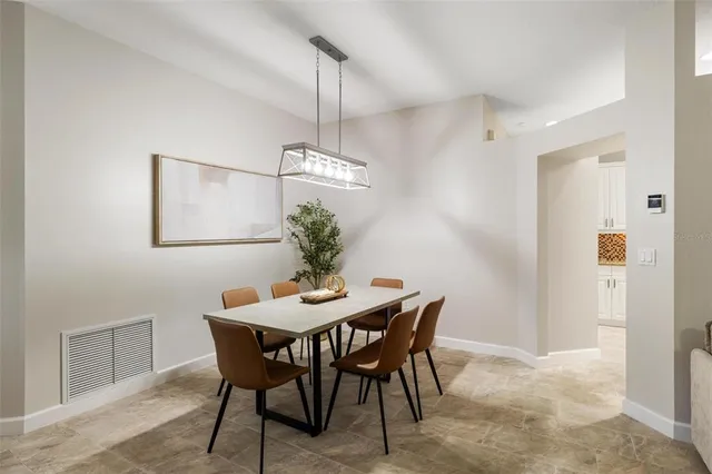 $4,500 | 4360 Iola Drive, Sarasota, FL 34231