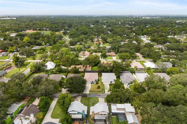 $4,500 | 4360 Iola Drive, Sarasota, FL 34231