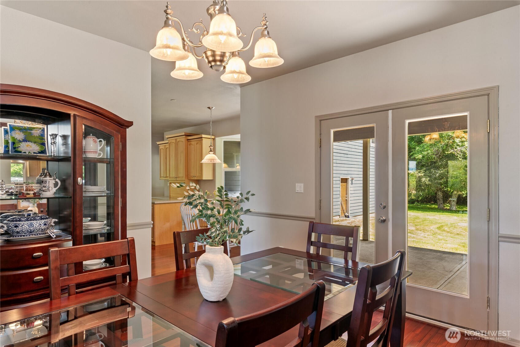 323 East Alderwood Road Belfair, WA 98528 - Photo 8 of 38