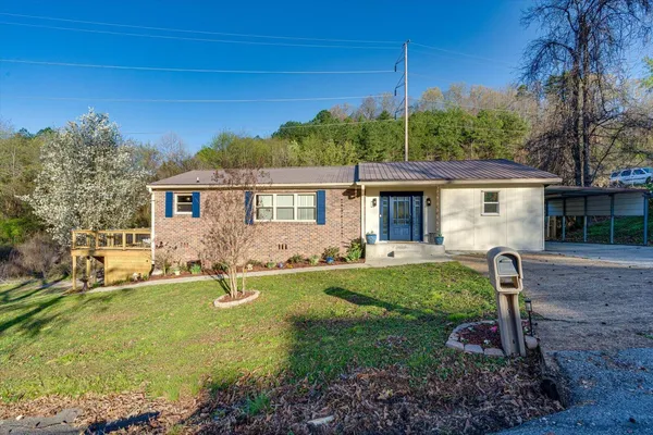 $384,900 | 215 Waheela Drive, Chattanooga, TN 37404