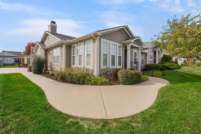 $430,000 | 21702 West 119th Terrace, Unit 1103, Olathe, KS 66061