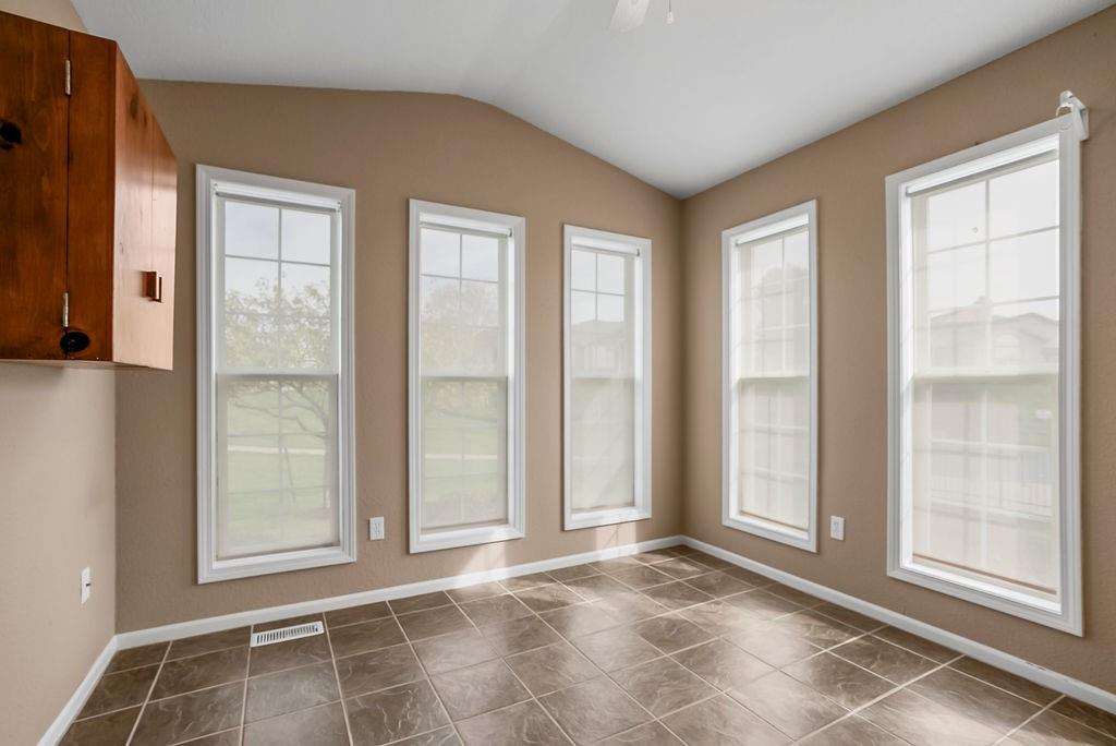 21702 West 119th Terrace, Unit 1103 Olathe, KS 66061 - Photo 12 of 41