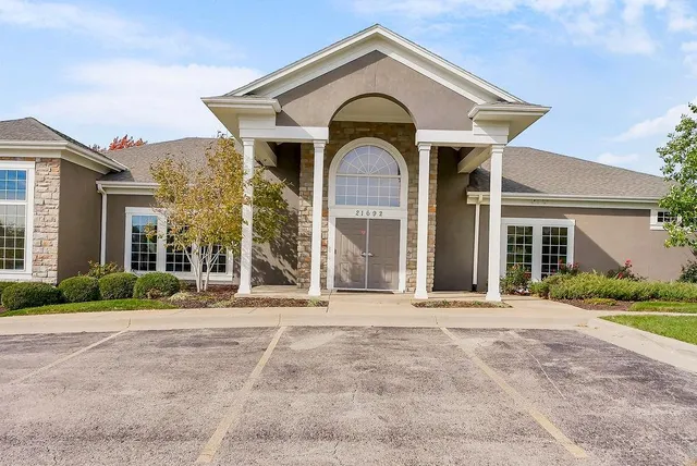 $430,000 | 21702 West 119th Terrace, Unit 1103, Olathe, KS 66061