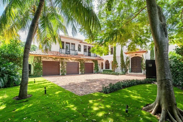 $37,900 | 350 East Ocean Avenue, Lantana, FL 33462