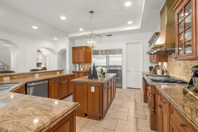 $37,900 | 350 East Ocean Avenue, Lantana, FL 33462