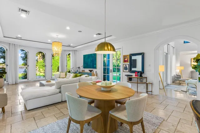 $37,900 | 350 East Ocean Avenue, Lantana, FL 33462