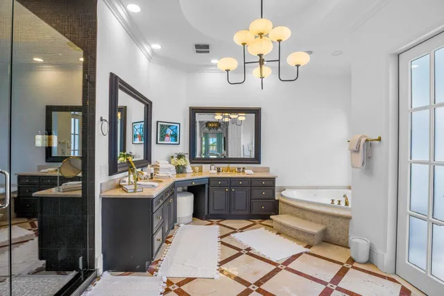 $37,900 | 350 East Ocean Avenue, Lantana, FL 33462