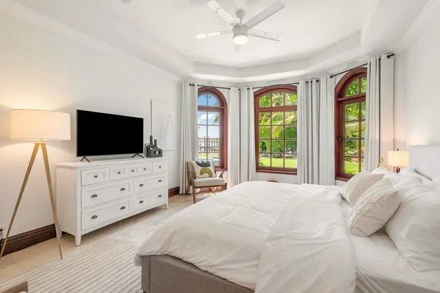 $37,900 | 350 East Ocean Avenue, Lantana, FL 33462