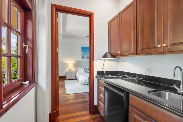 $37,900 | 350 East Ocean Avenue, Lantana, FL 33462