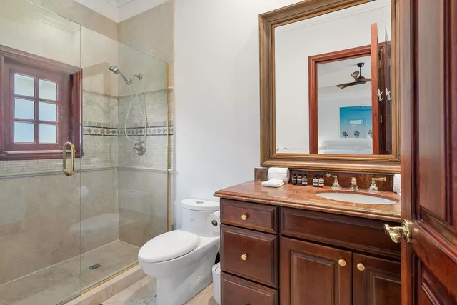 $37,900 | 350 East Ocean Avenue, Lantana, FL 33462