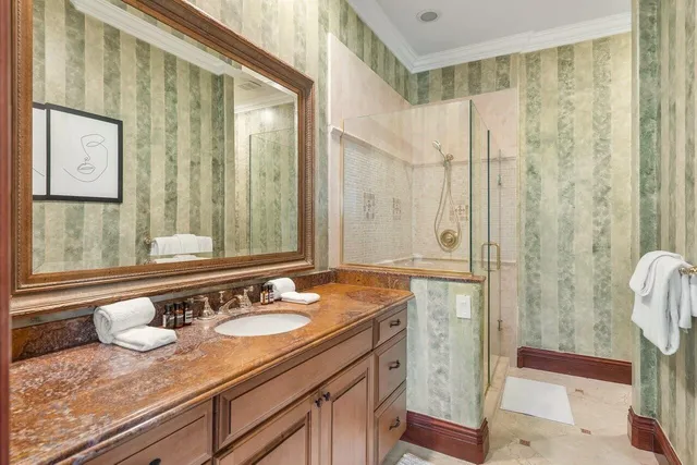 $37,900 | 350 East Ocean Avenue, Lantana, FL 33462