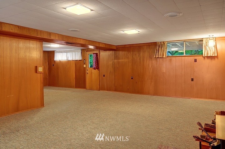 16306 128th Avenue Southeast Renton, WA 98058 - Photo 11 of 15 Gallery Image 11