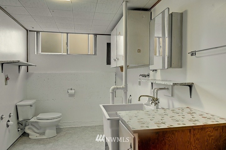 16306 128th Avenue Southeast Renton, WA 98058 - Photo 13 of 15 Gallery Image 13