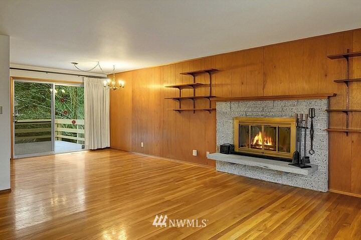 16306 128th Avenue Southeast Renton, WA 98058 - Photo 3 of 15 Gallery Image 3