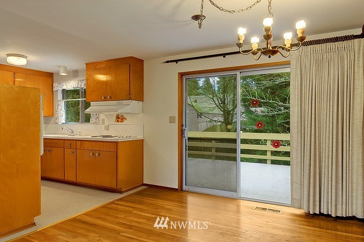 16306 128th Avenue Southeast Renton, WA 98058 - Photo 4 of 15 Gallery Image 4