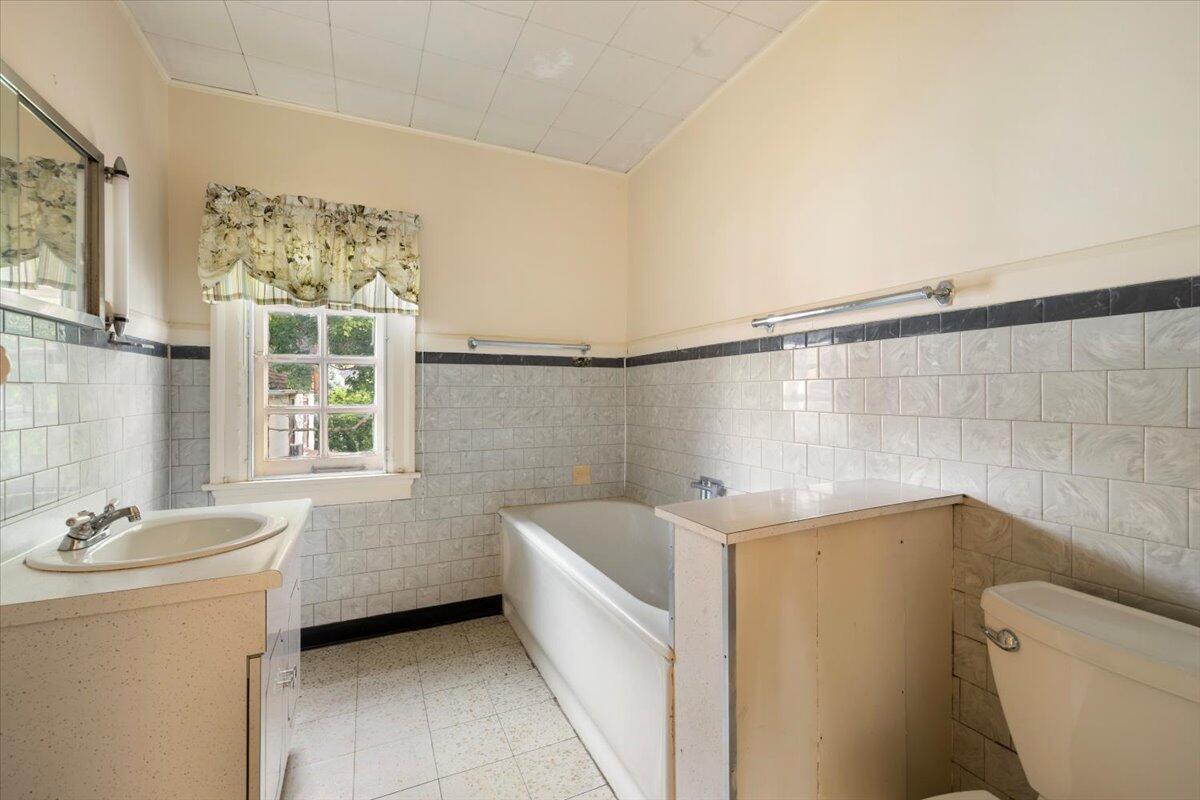 218 Forrest Avenue Springfield, OH 45505 - Photo 37 of 67