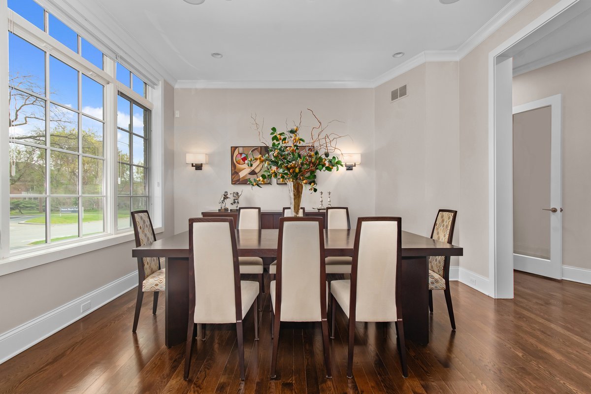 1722 Sunset Road Highland Park, IL 60035 - Photo 5 of 39 Gallery Image 5