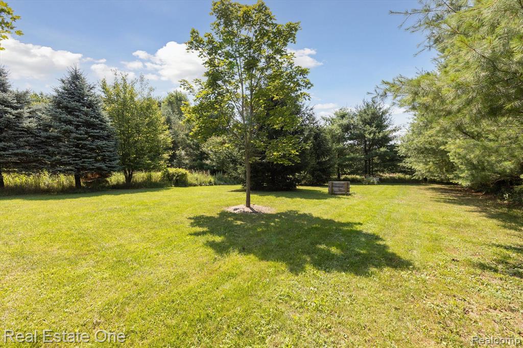 5029 Sullivan Road Lapeer, MI 48446 - Photo 41 of 59