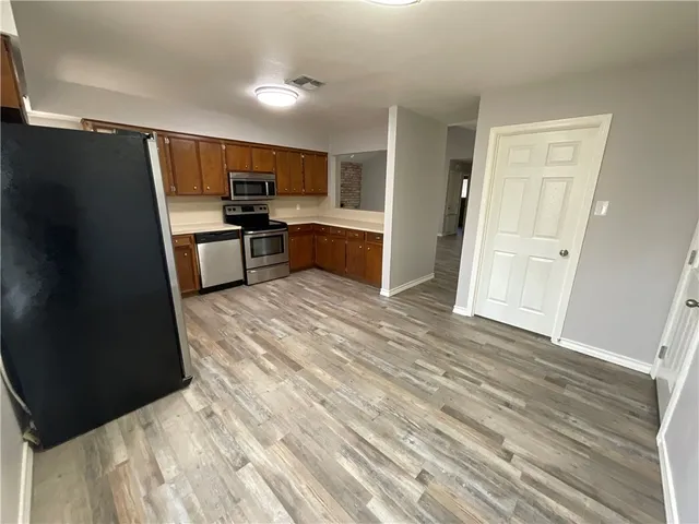 $2,000 | 13334 West Redbird Lane, Corpus Christi, TX 78410