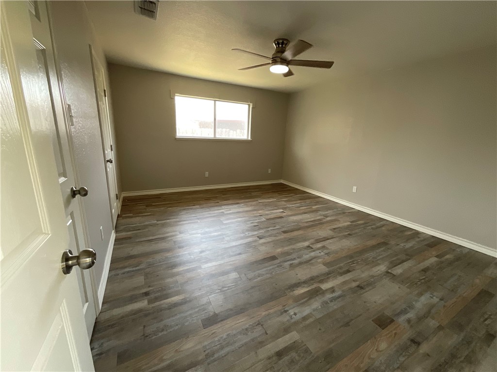 13334 West Redbird Lane Corpus Christi, TX 78410 - Photo 14 of 24