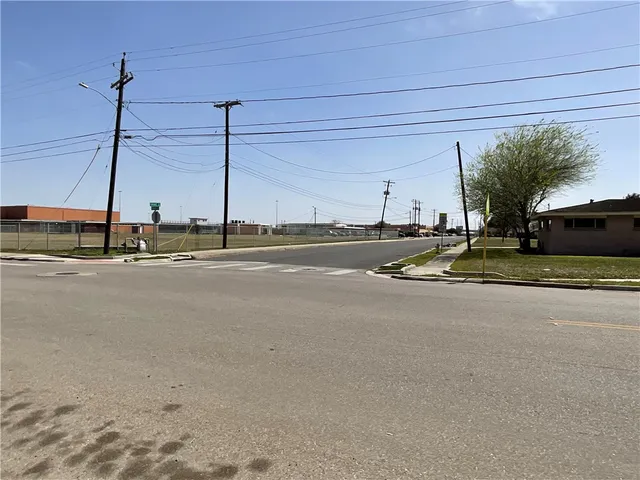 $2,000 | 13334 West Redbird Lane, Corpus Christi, TX 78410