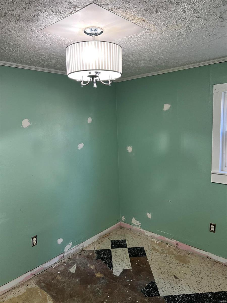 2423 Iowa Street Granite City, IL 62040 - Photo 8 of 10