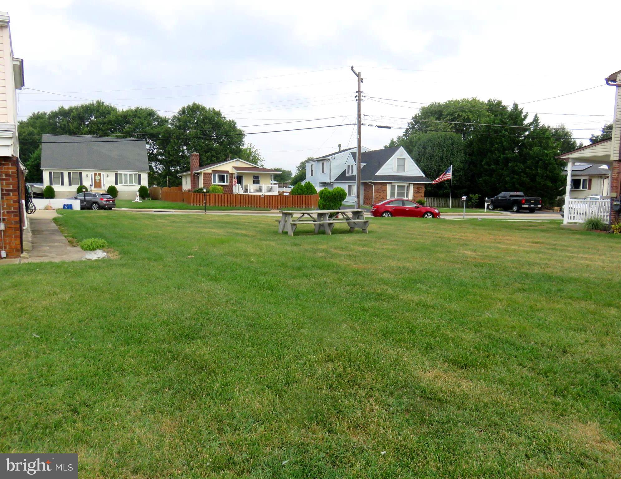 7224 River Drive Road Baltimore, MD 21219 - Photo 3 of 4 SITUATED ON A PICTURE PERFECT BLOCK