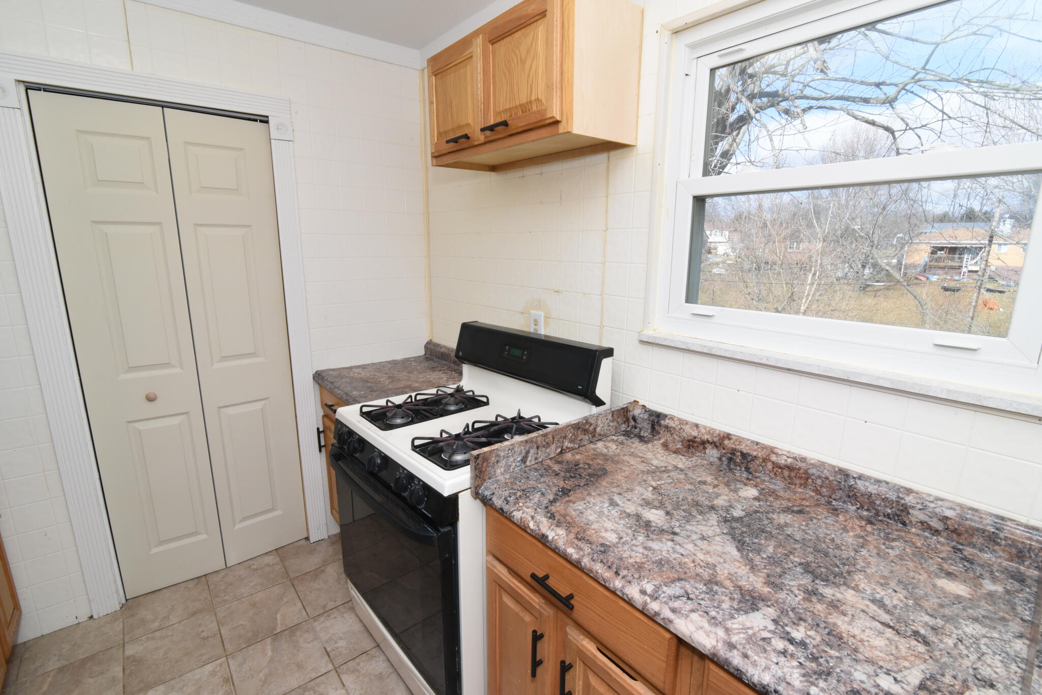 116 Raintree Road Florence, KY 41042 - Photo 8 of 25 Gallery Image 8